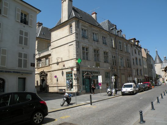  vieille ville, immeuble où naquit en 1854 Henri Poincaré
